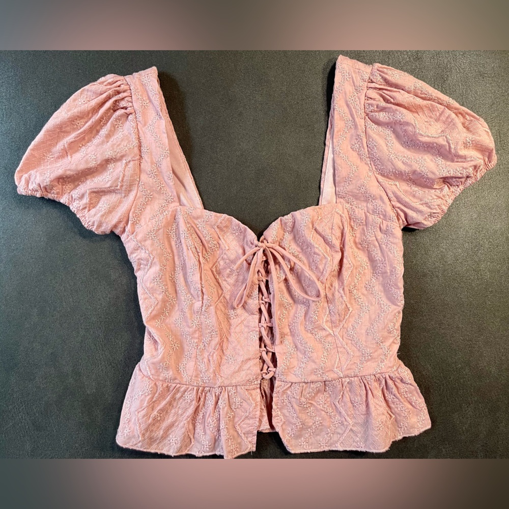 Mele E Pere Lace-Up Crop Top